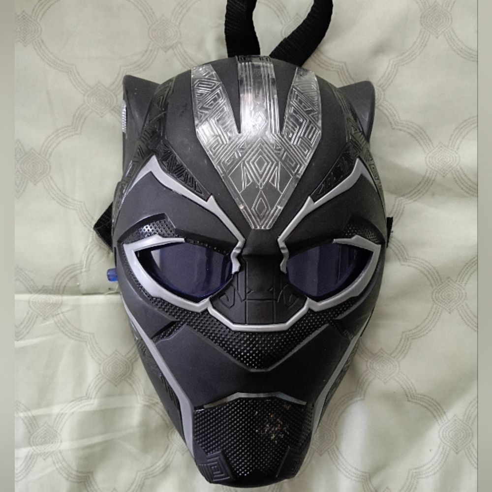 Marvel Black Panther Black and Silver Role Play Mask